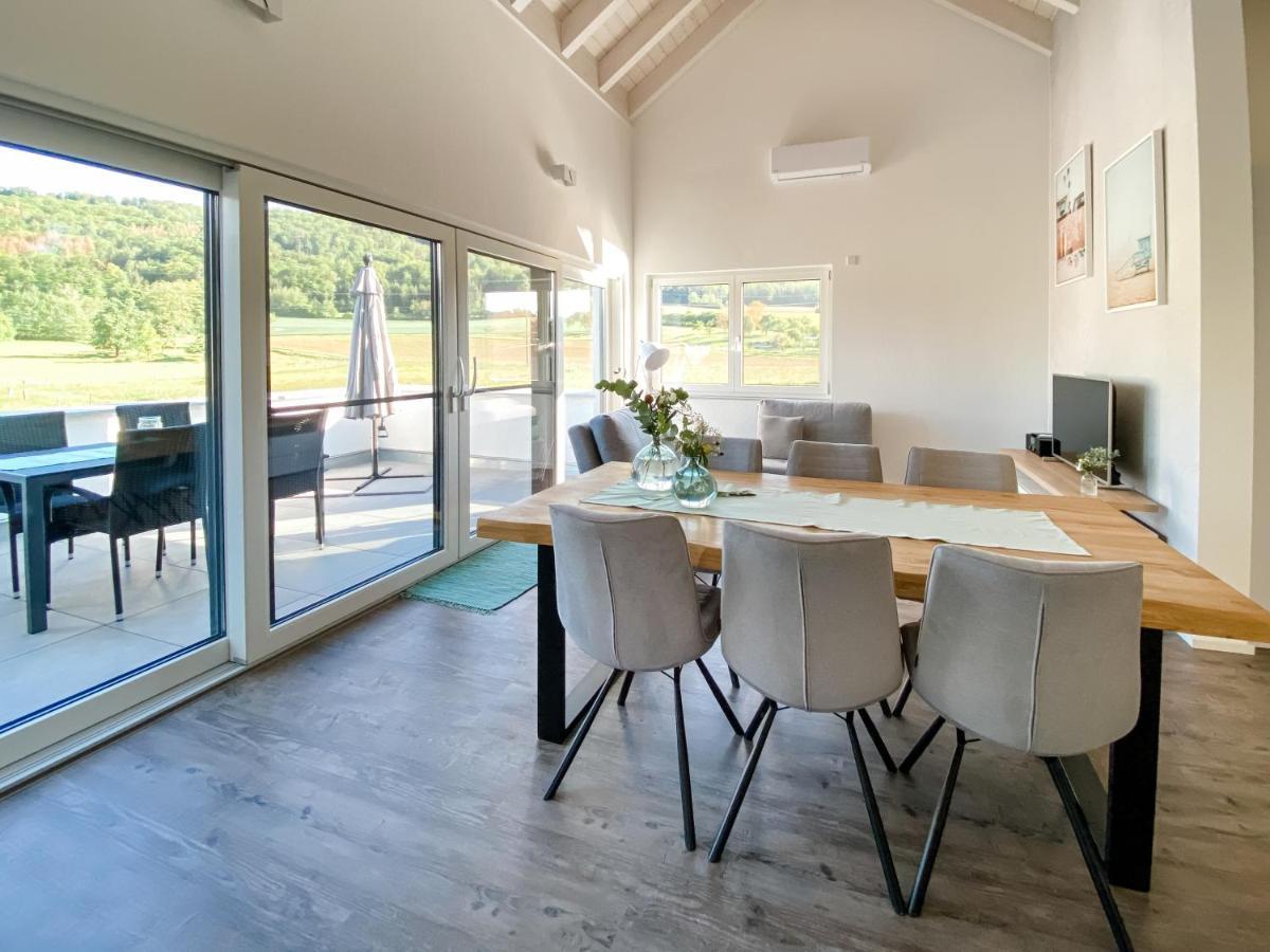 Wunderschöne helle Wohnung mit großer Dachterrasse Gottmadingen Exterior foto
